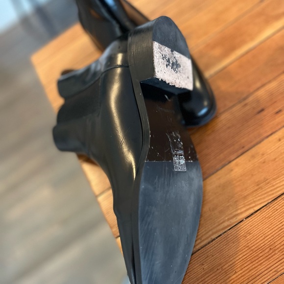 Cos leather Chelsea boot size 41 (US size 10) - Picture 3 of 4